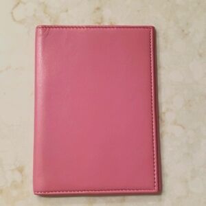NWOT Passport Leather Case Light Pink